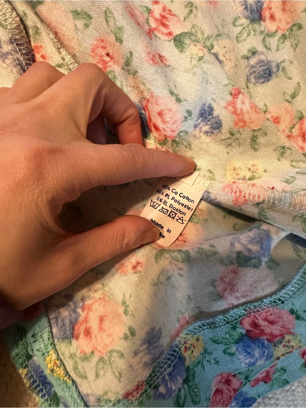 Rose Dress . - Picture 6 of 12